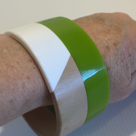 LIME GREEN BRACELET DUO resin feel enamel look - Picture 7 of 14